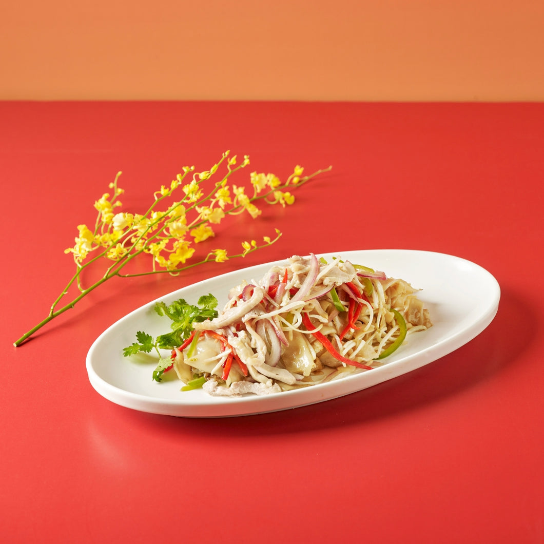 Wok-Fried Kway Teow with Shredded Chicken & Vegetables